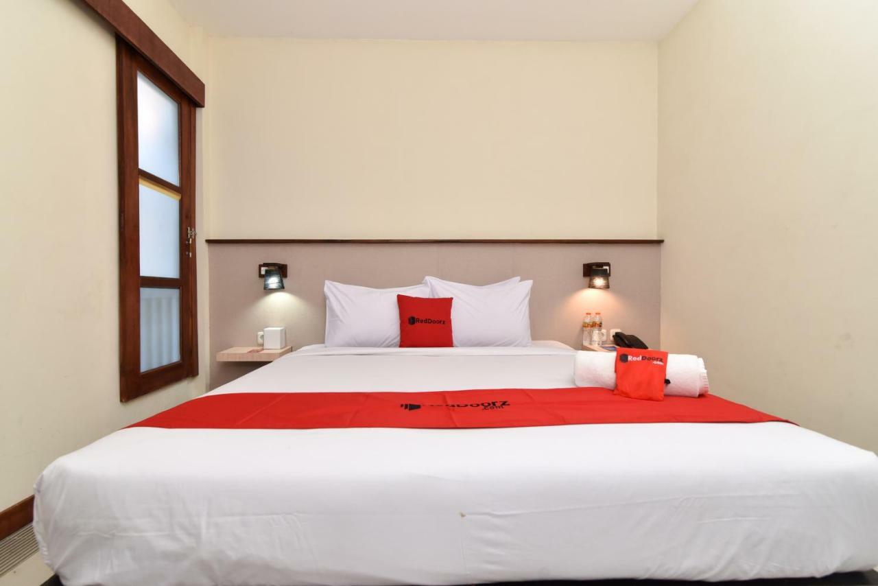 Reddoorz Near Legian Street Otel Kuta Lombok Dış mekan fotoğraf