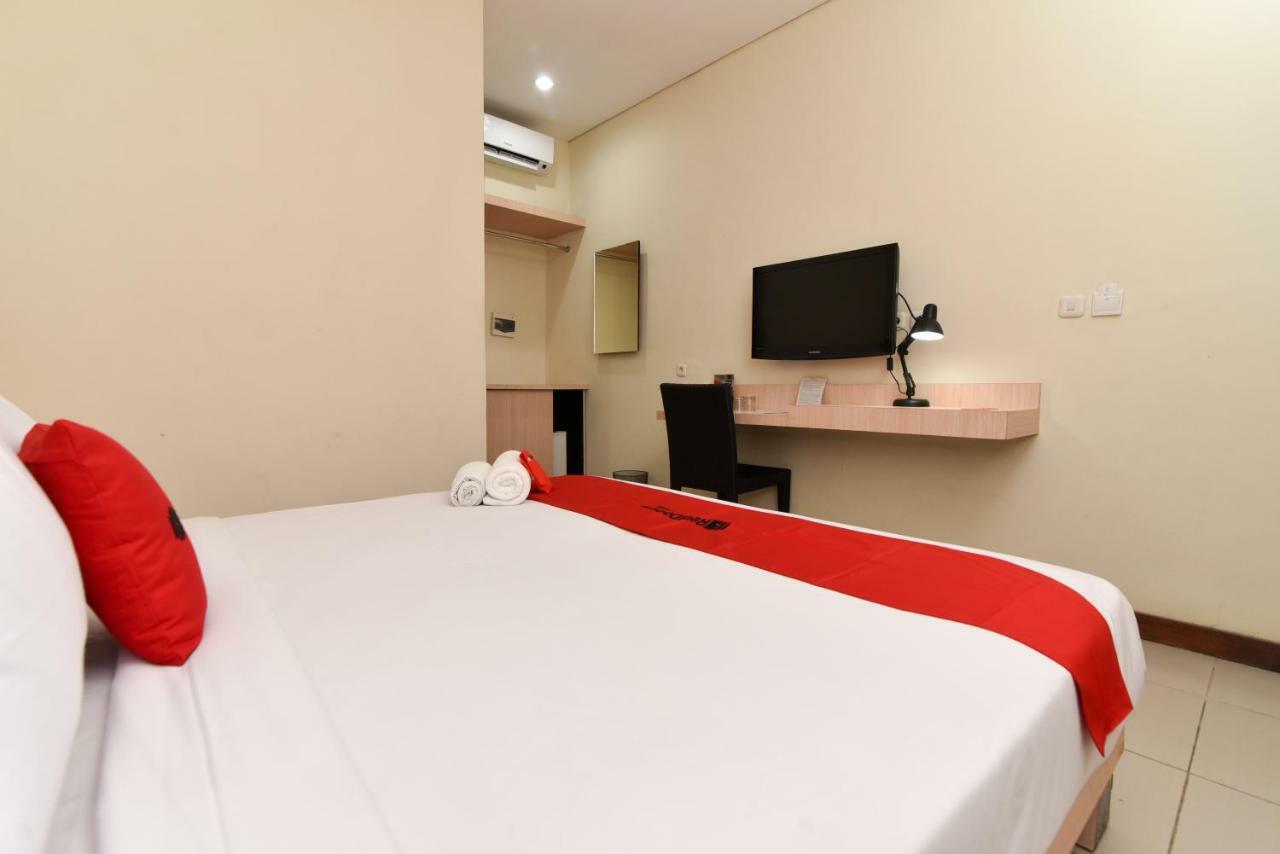 Reddoorz Near Legian Street Otel Kuta Lombok Dış mekan fotoğraf
