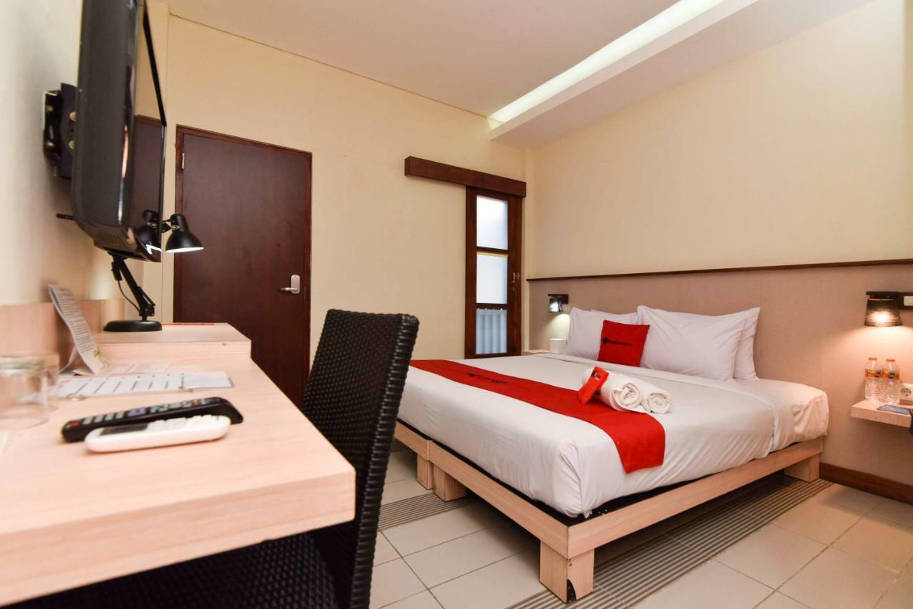 Reddoorz Near Legian Street Otel Kuta Lombok Dış mekan fotoğraf